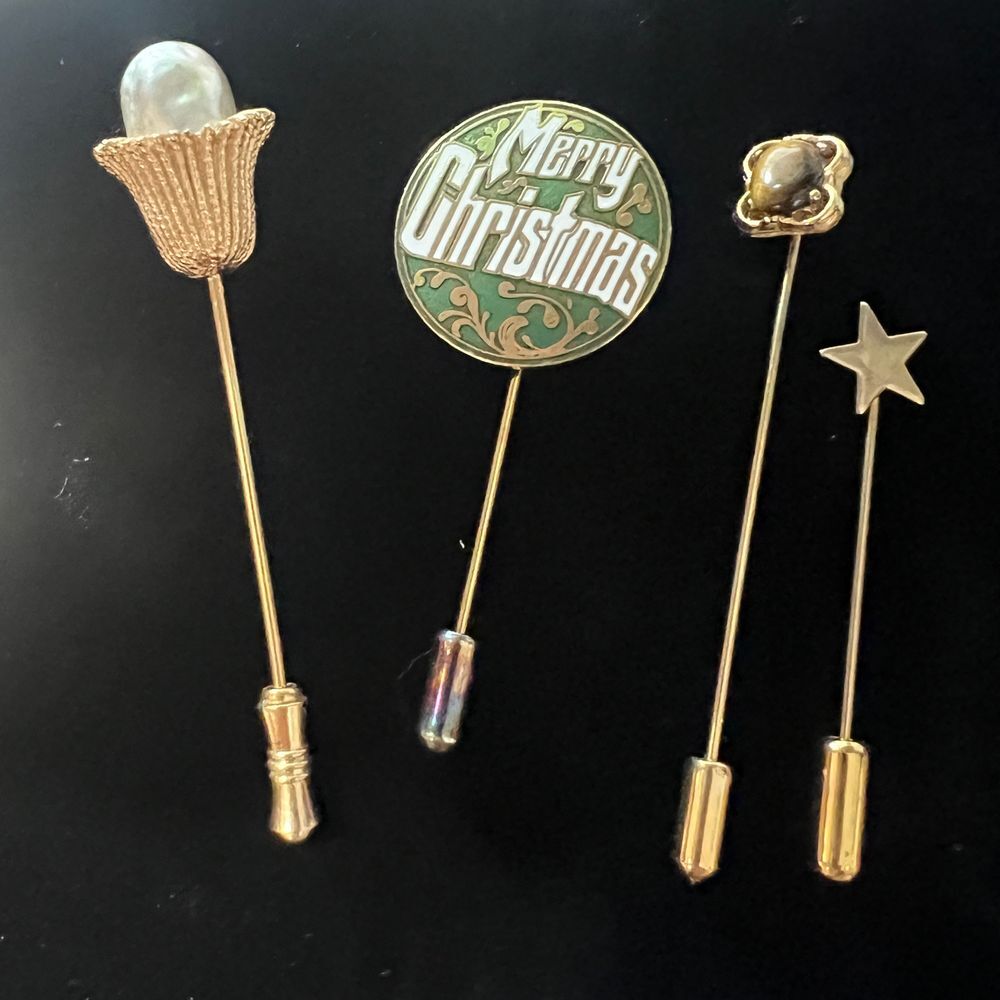 Vintage Centennia Enamel Lapel‎ Pin Merry Christmas Gold Signed Stick Pins Lot